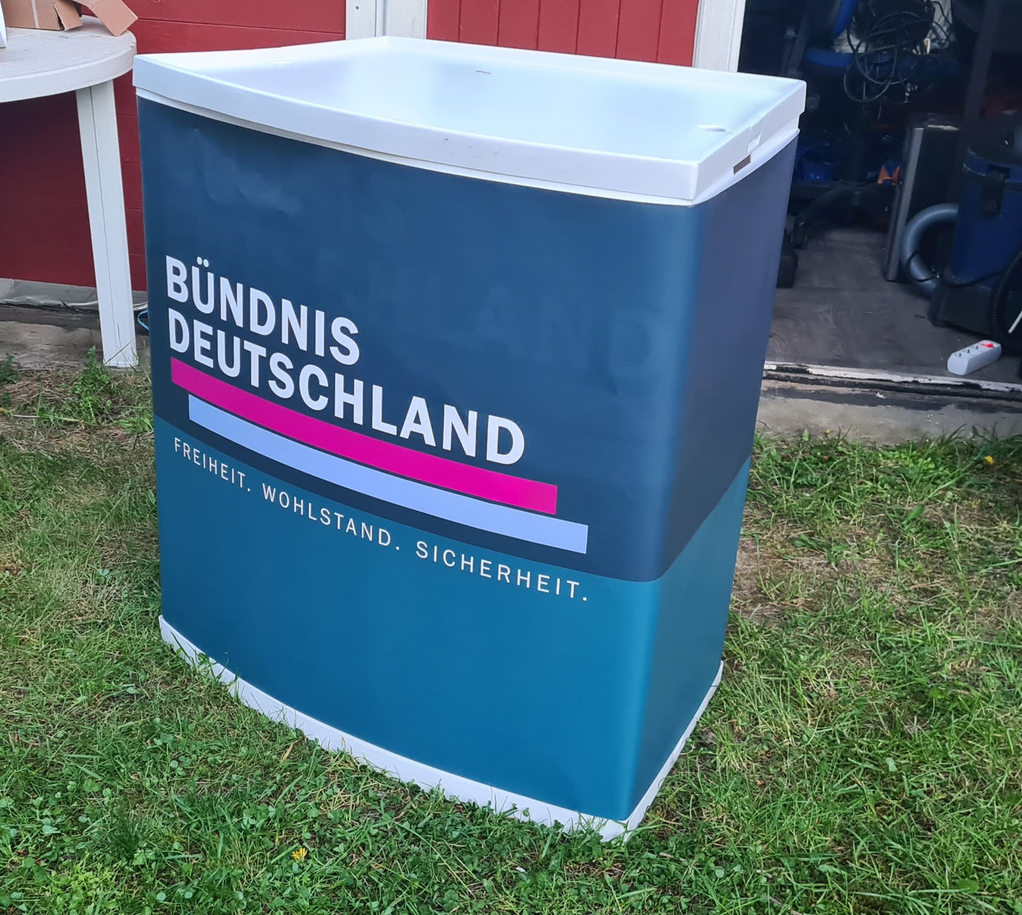 Infostand Motiv dunkel